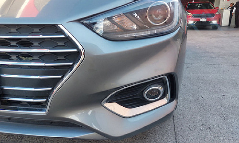Hyundai Accent 2022 ...