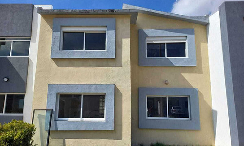 Casa En Venta En Rin...