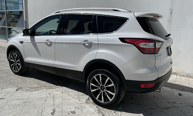 Ford Escape 2019...