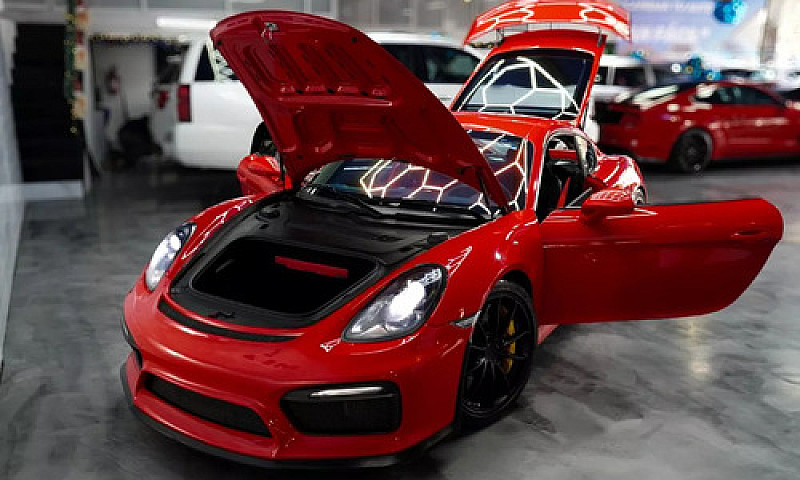 Posche Cayman Gt4 20...