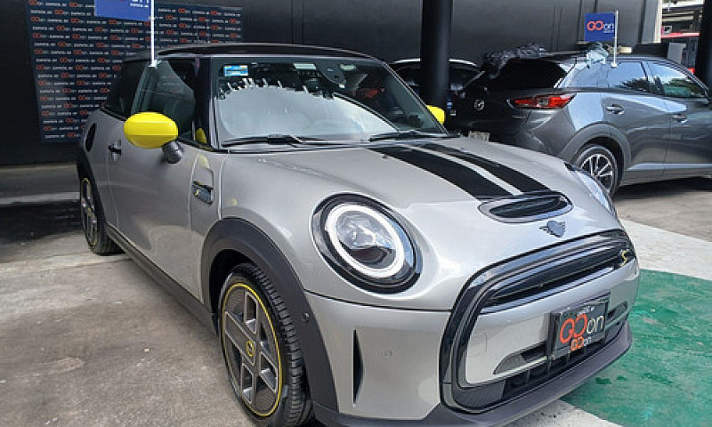 Mini Cooper 2024...