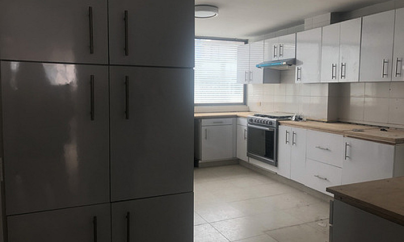 Departamento En Pola...