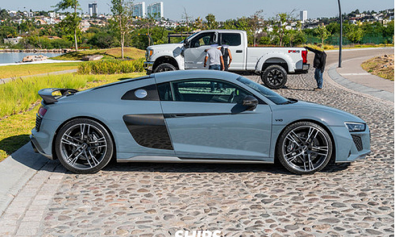 Audi R8 2020...