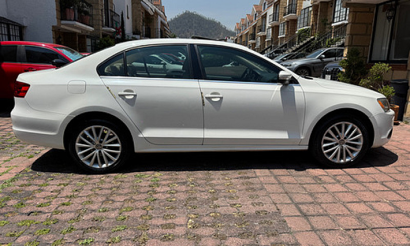 Volkswagen Jetta 2.5...