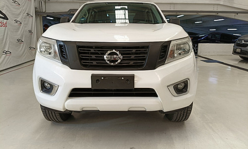 Nissan Np300 2020...