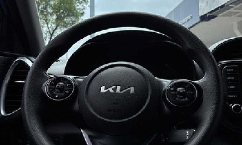 Kia Soul 2022 5P Lx,...