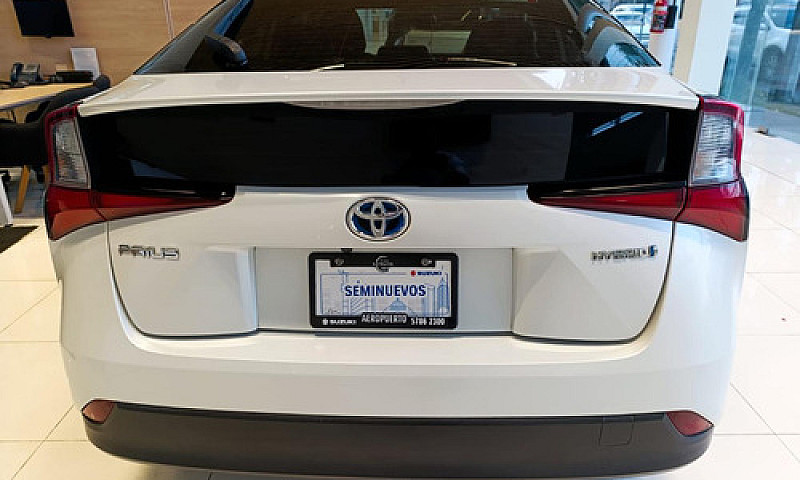 Toyota Prius 2022...