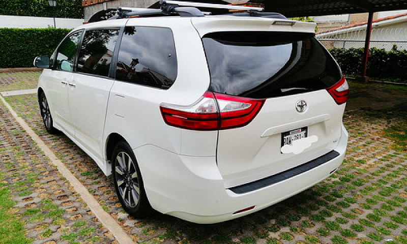 Toyota Sienna 3.5 Xl...