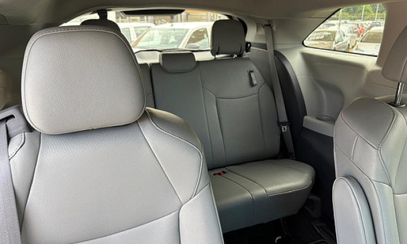 Toyota Sienna 2023...