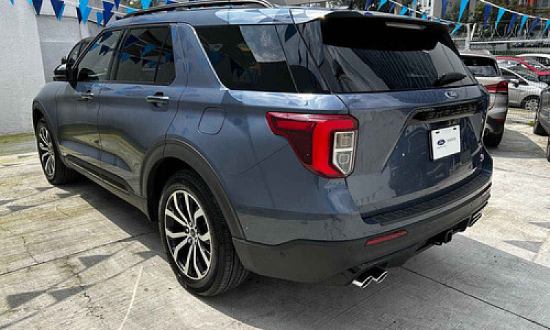 Ford Explorer St 202...