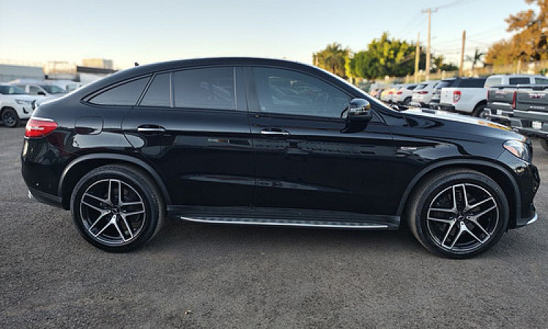 Mercedes-Benz Clase ...
