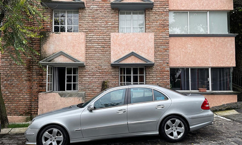 Mercedes Benz E350 4...