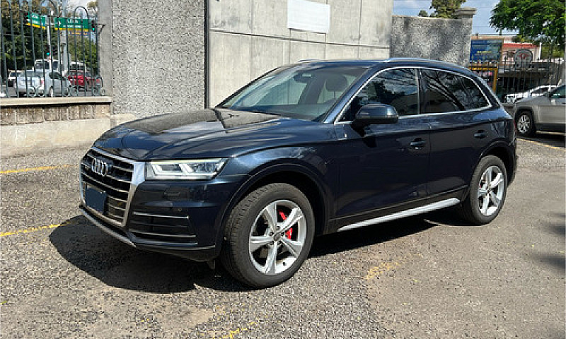 Audi Q5 2.0 L T Elit...