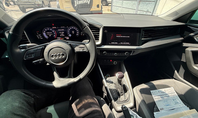 Audi A1 2024 Factura...