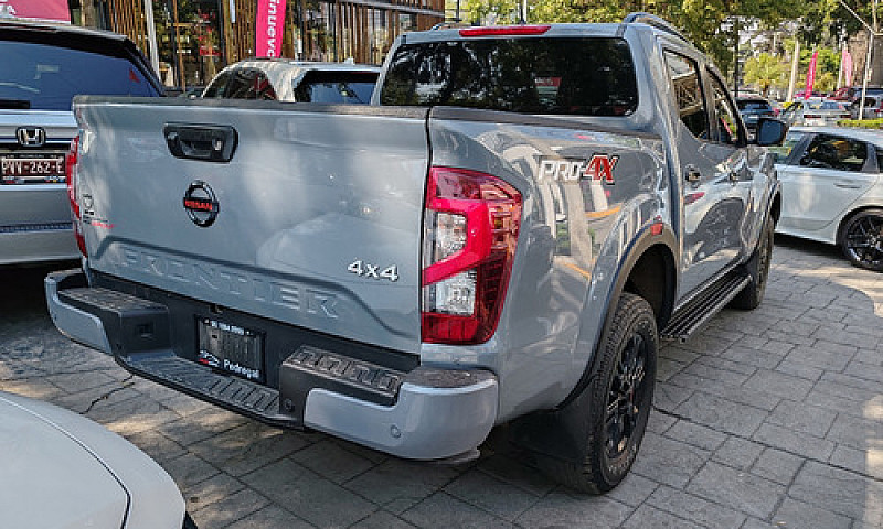 Nissan Frontier 2021...
