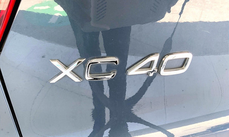 Volvo Xc40 2021...