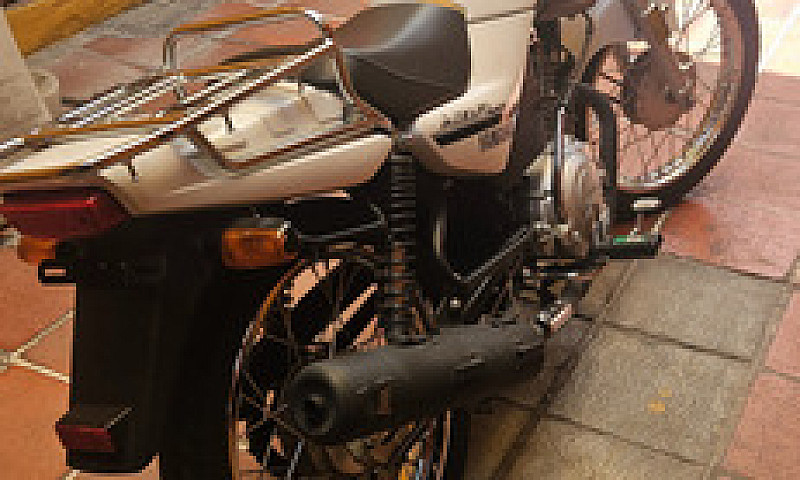 Motocicleta  Yamaha ...