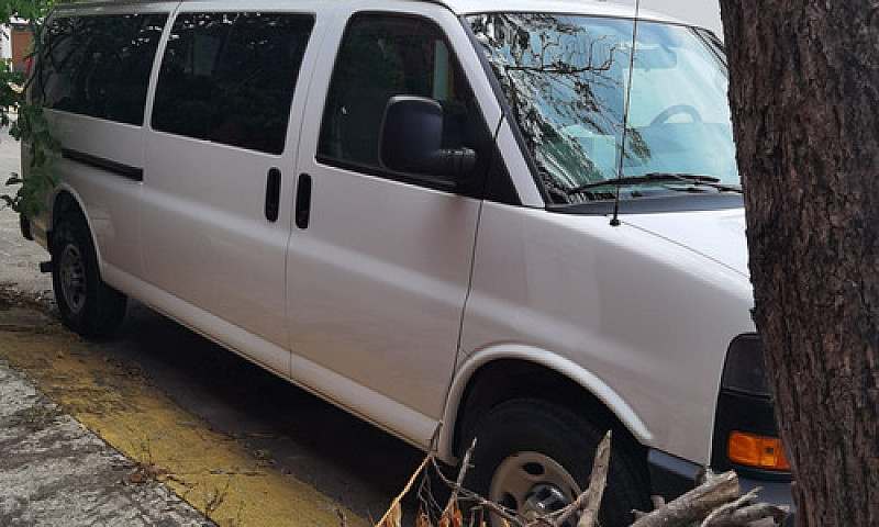 Chevrolet Express 6....