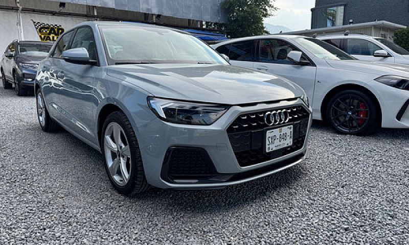 Audi A1 1. 5 Sportba...
