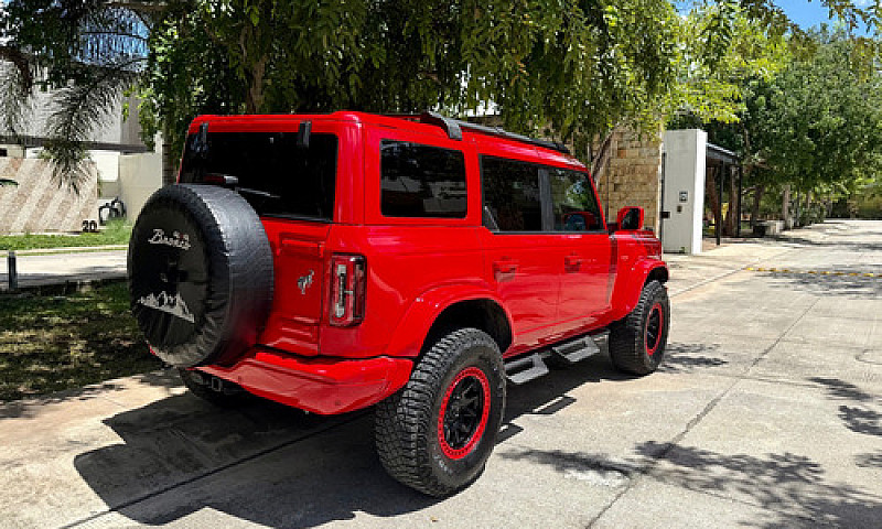 Ford Bronco 2023...