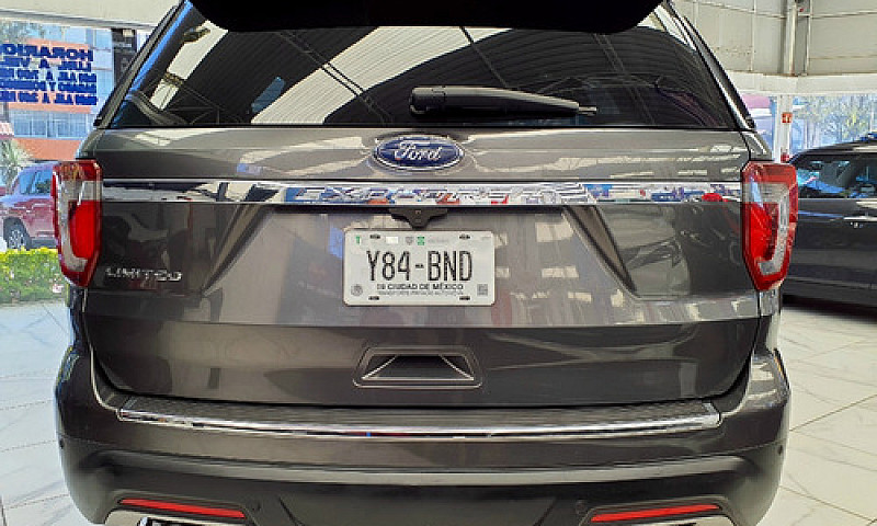 Ford  Explorer  2018...