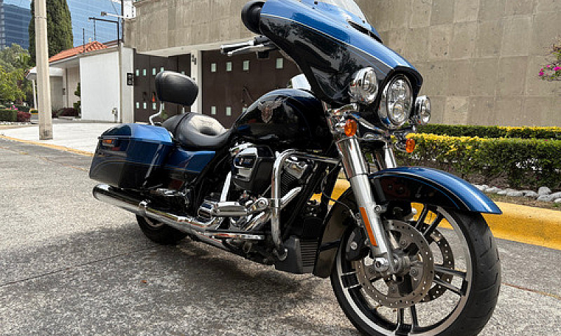 Harley-Davidson Stre...