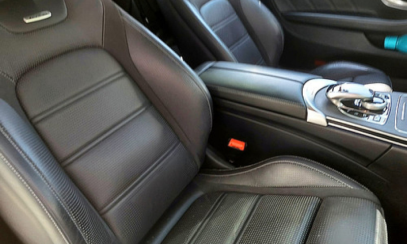 Mercedes Benz Amg C6...