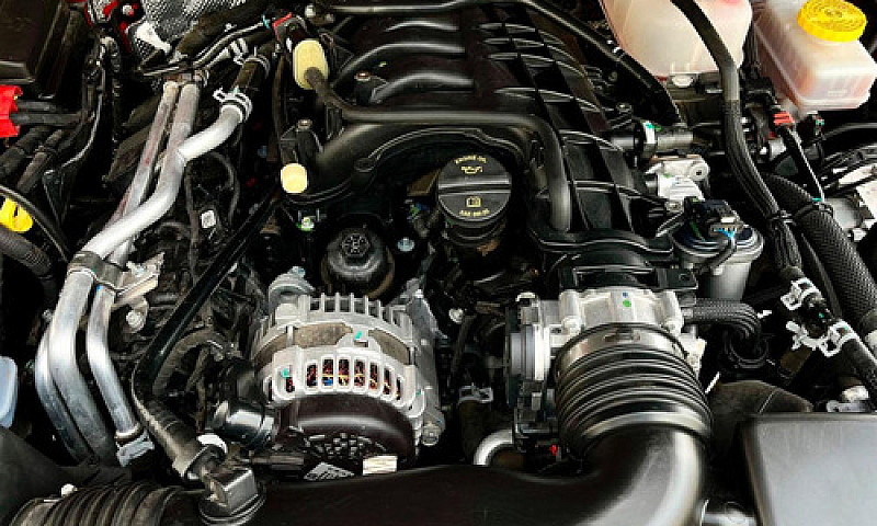 Jeep Wrangler 3.6 V6...