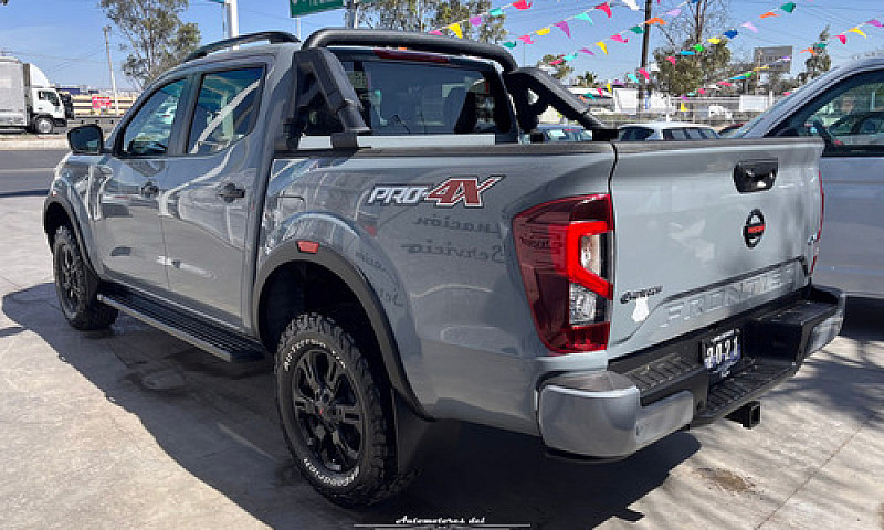 Nissan Frontier Pro ...