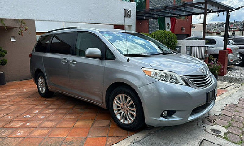 Toyota Sienna 3.5 Xl...