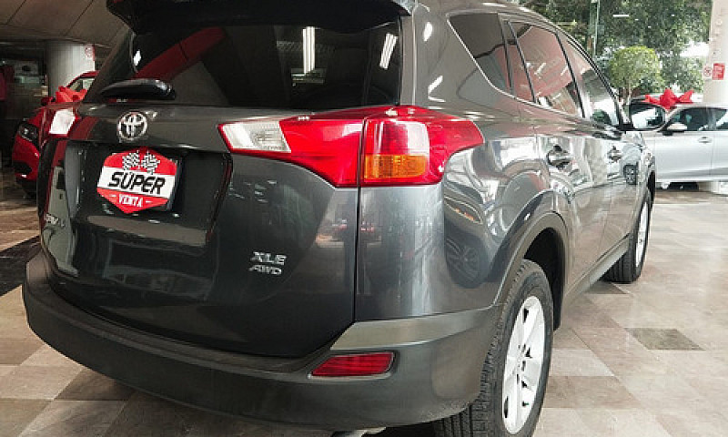 Toyota Rav4 2014...