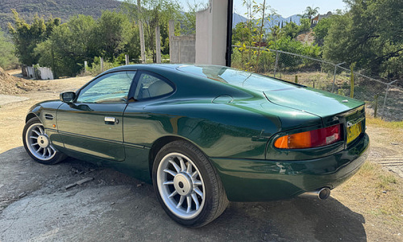Aston Martin Db7 3.2...