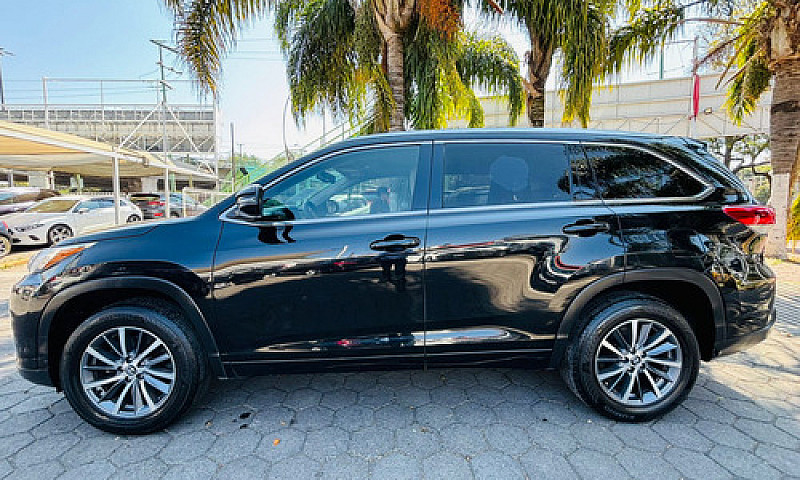Toyota Highlander 20...