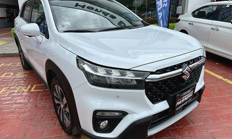 Suzuki S-Cross 2023...