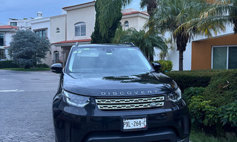 Land Rover Discovery...