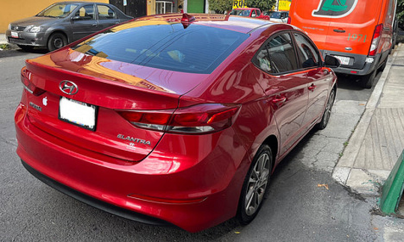 Hyundai Elantra 2.0 ...