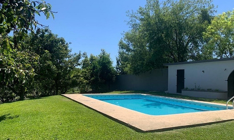 Quinta En Venta En A...