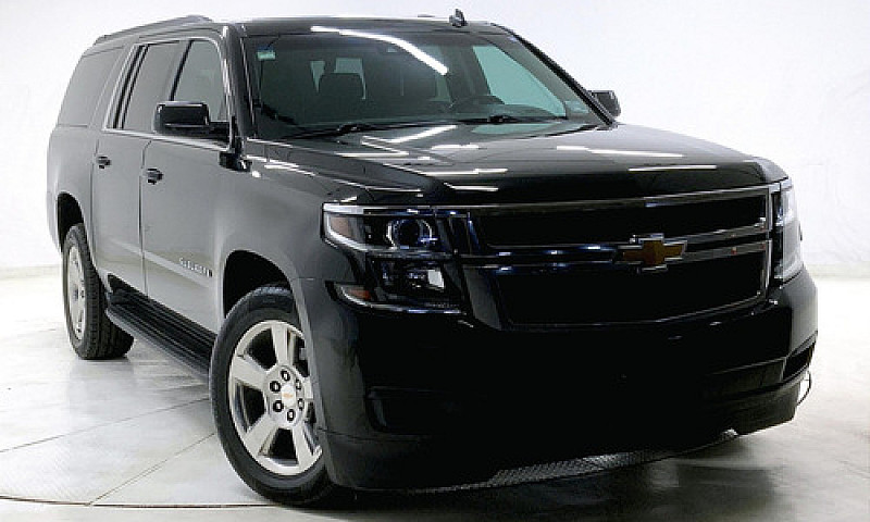 Chevrolet Suburban 2...