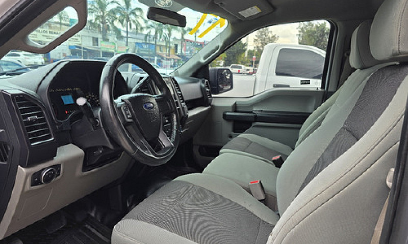 Ford  F 150  2017...