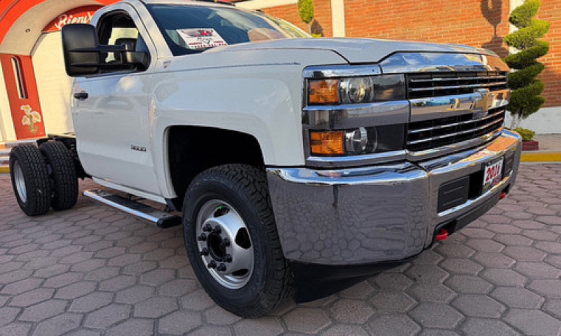 Chevrolet Silverado ...