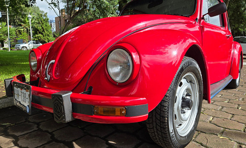 Volkswagen Sedan 1.6...