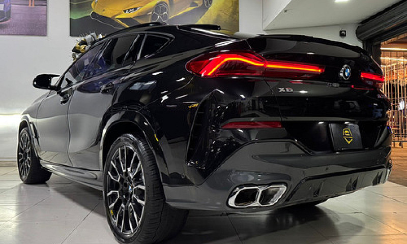 Magnifica Bmw X6 M60...