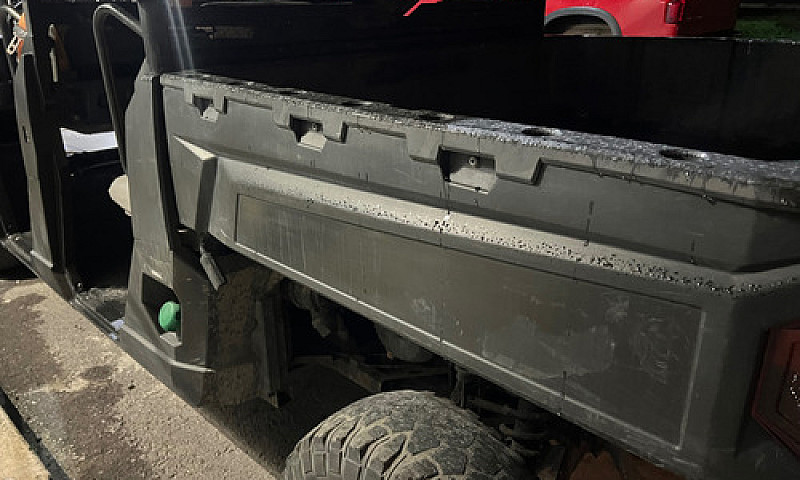 Polariz Crew Cab 202...