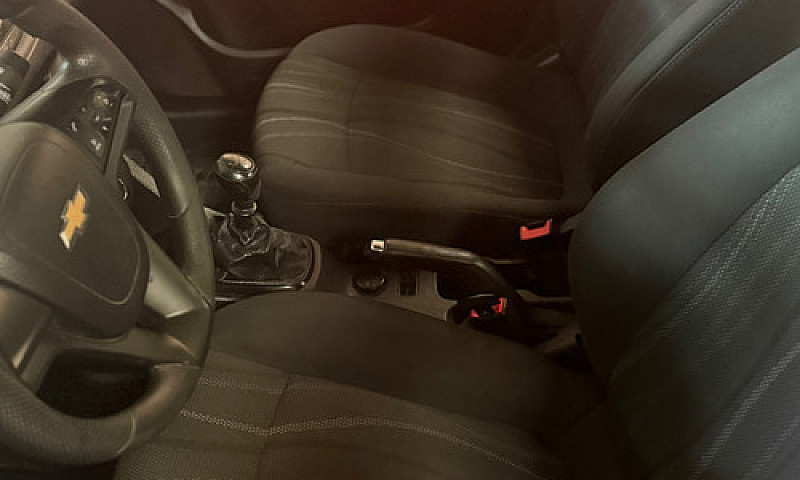 Chevrolet Sonic 1.6 ...