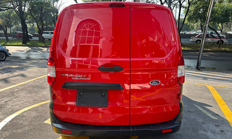 Ford Transit 2021...