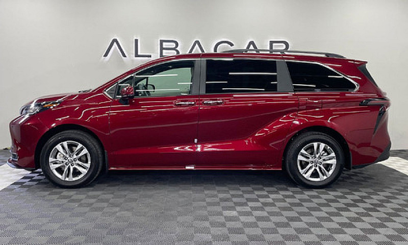 Toyota Sienna 2.5 Xl...