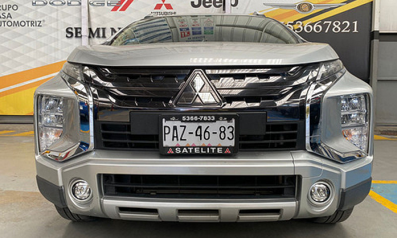 Mitsubishi Outlander...