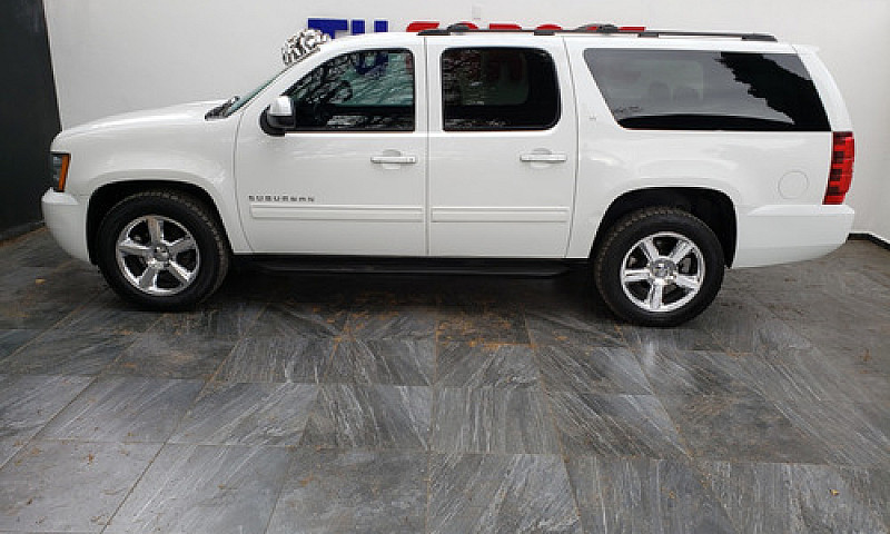Chevrolet Suburban 5...