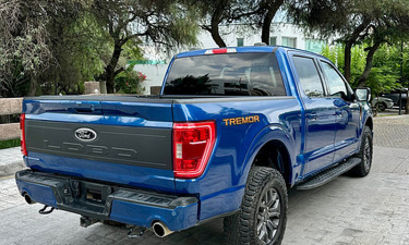 Ford Lobo Tremor 202...