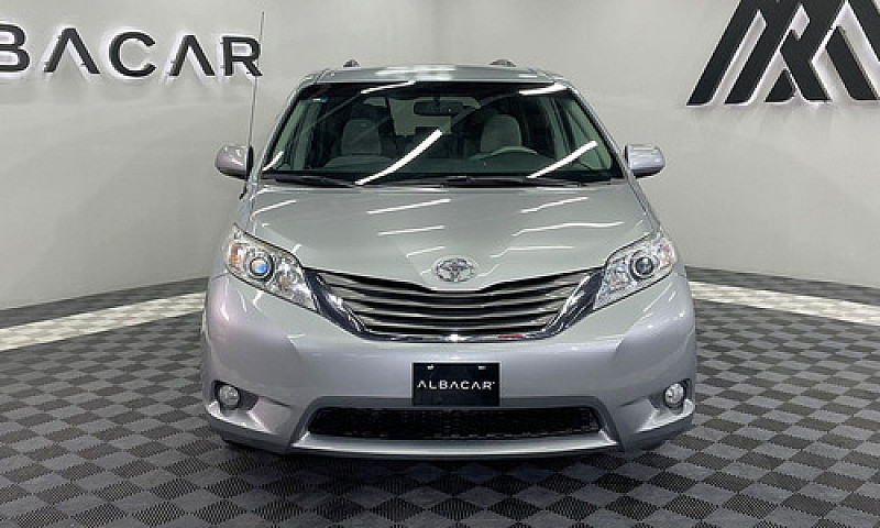 Toyota Sienna 2014...